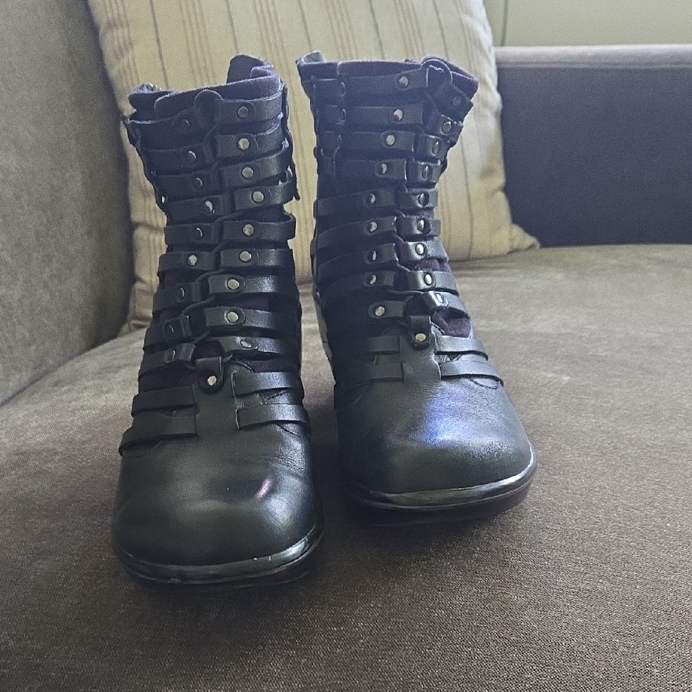 JBU. Black Faux Leather Ankle Boots